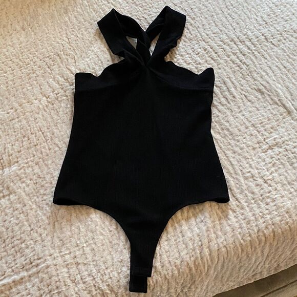 Black Cross-Back Bodysuit - Picture 1 of 8